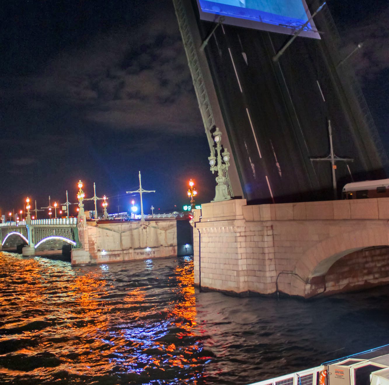 Литейный мост. Литейный разводной мост. Литейный мост развод. Литейный мост в Санкт-Петербурге развод. Литейный мост ночью.